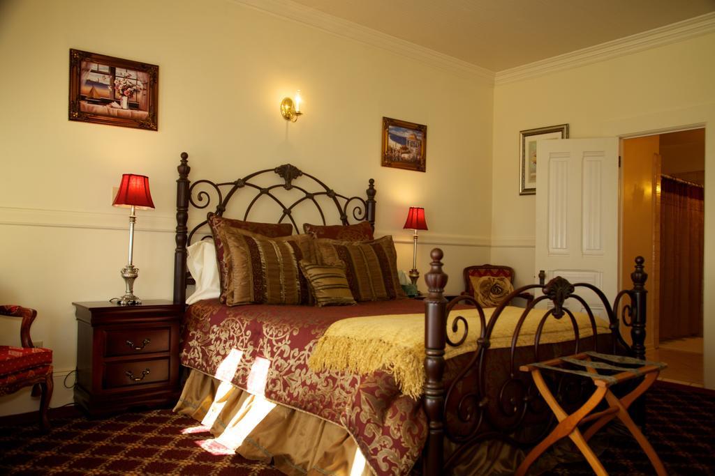 קפיטולה Monarch Cove Inn חדר תמונה